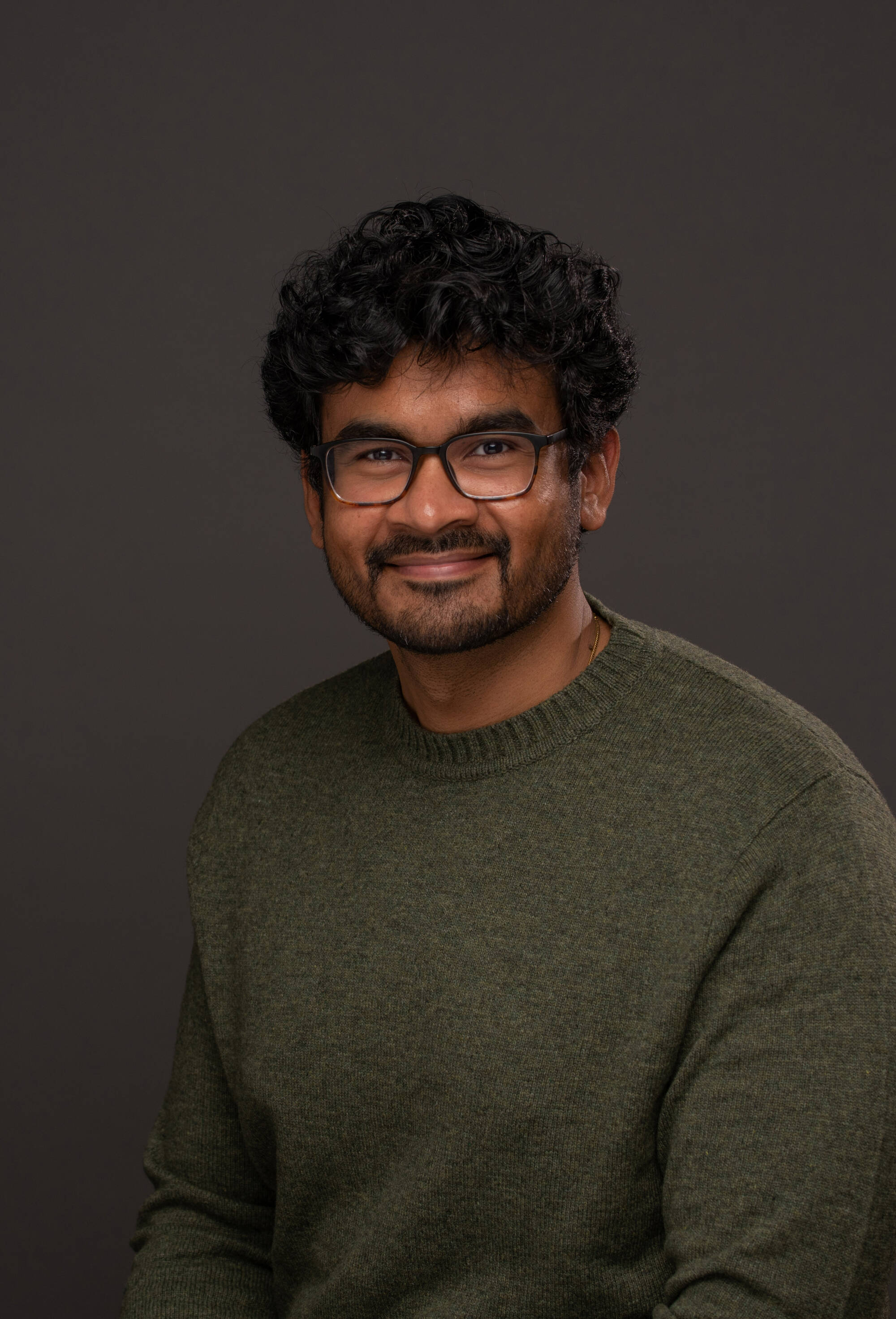 Sanjivan Manoharan headshot